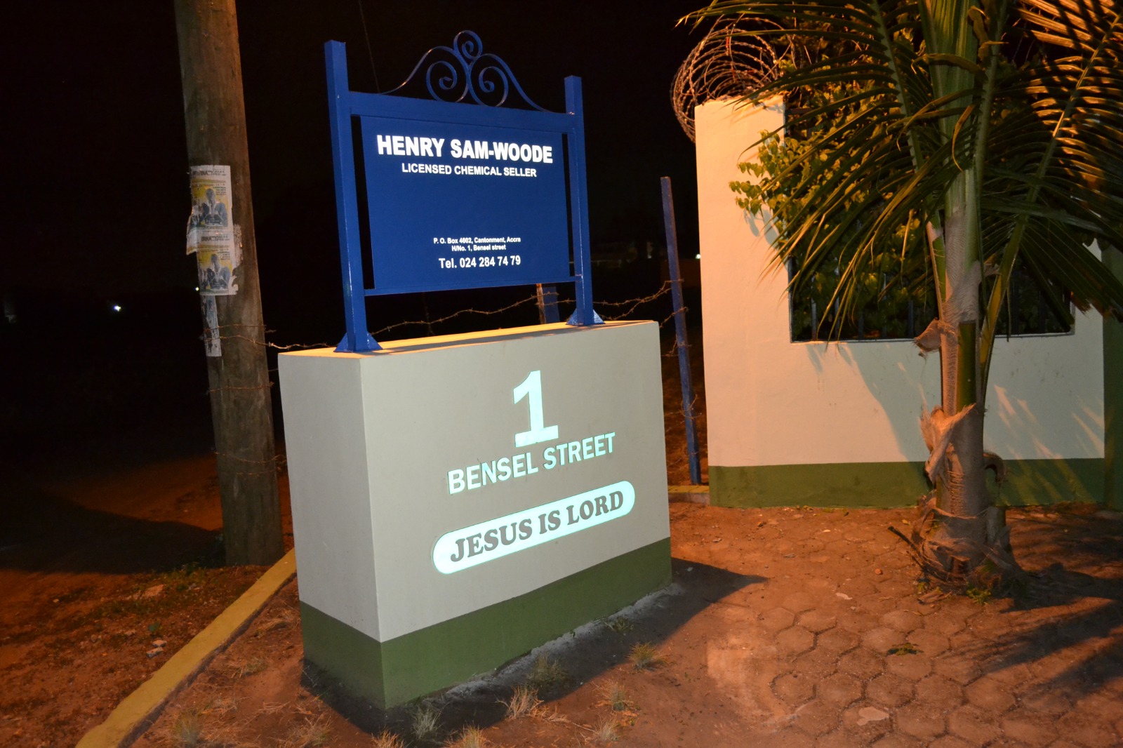 Henry Sam-Woode outdoor business signage